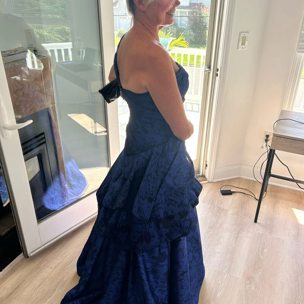 Monique Lhuillier Royal Blue One-Shoulder Evening Gown - Picture 6 of 7